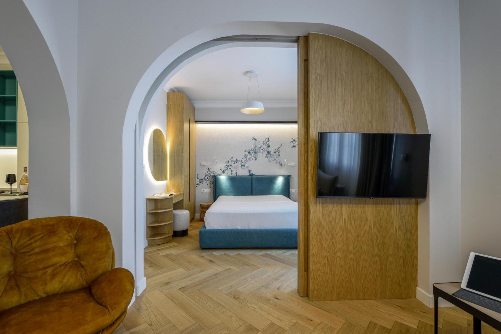 Queen Apartment Thessaloniki By Luxlikehome סלוניקי מראה חיצוני תמונה